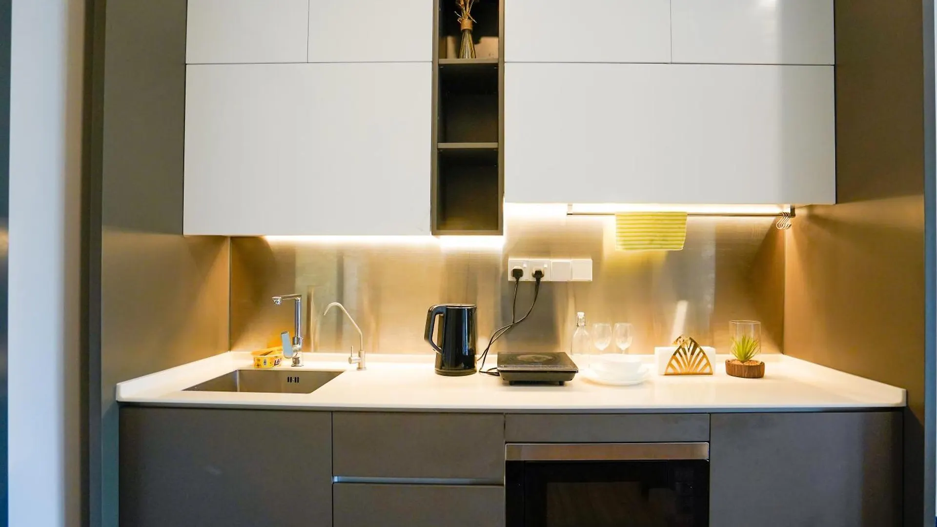Ceylonz Suites By Just Stay Kuala Lumpur Apartment